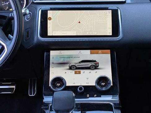 Used 2022 Land Rover Range Rover Velar R-Dynamic S image 10