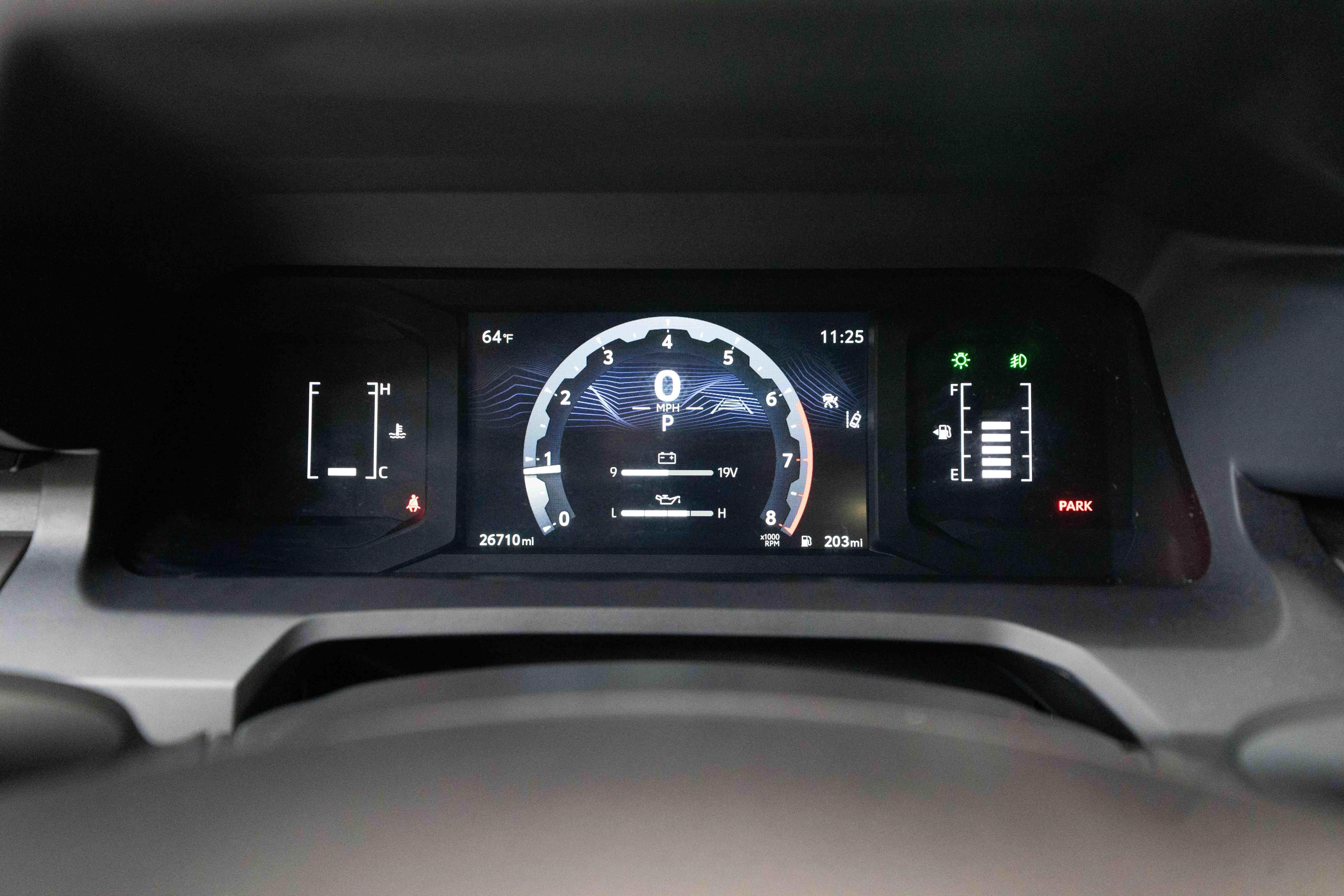 Used 2024 Toyota Tacoma SR5 AWD/4WD image 16