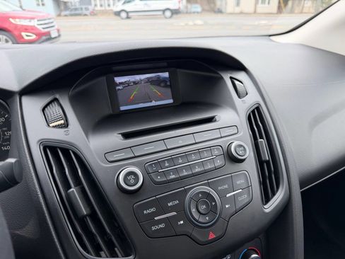 Used 2016 Ford Focus SE image 11