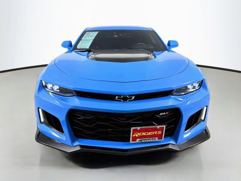 Used 2023 Chevrolet Camaro ZL1 RWD image 2