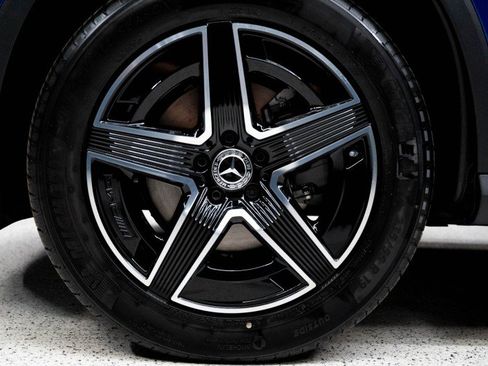 New 2026 Mercedes-Benz GLC 300 image 10