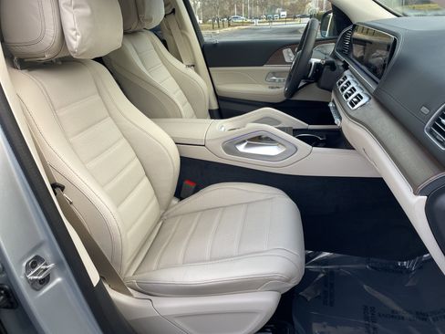 New 2026 Mercedes-Benz GLS 450 4MATIC image 48