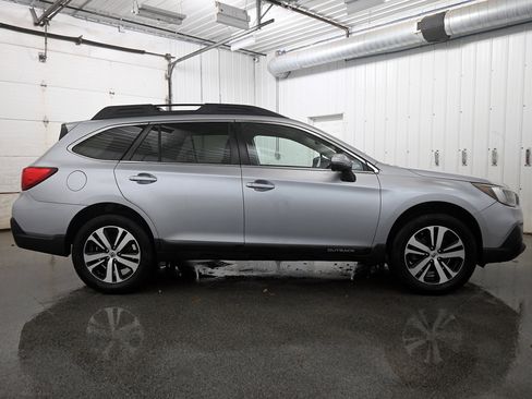 Used 2019 Subaru Outback 2.5i Limited image 37