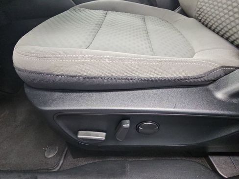 Used 2021 Ford Escape SE FWD image 26