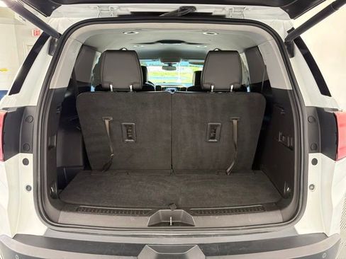 Used 2019 GMC Acadia SLT AWD/4WD image 28