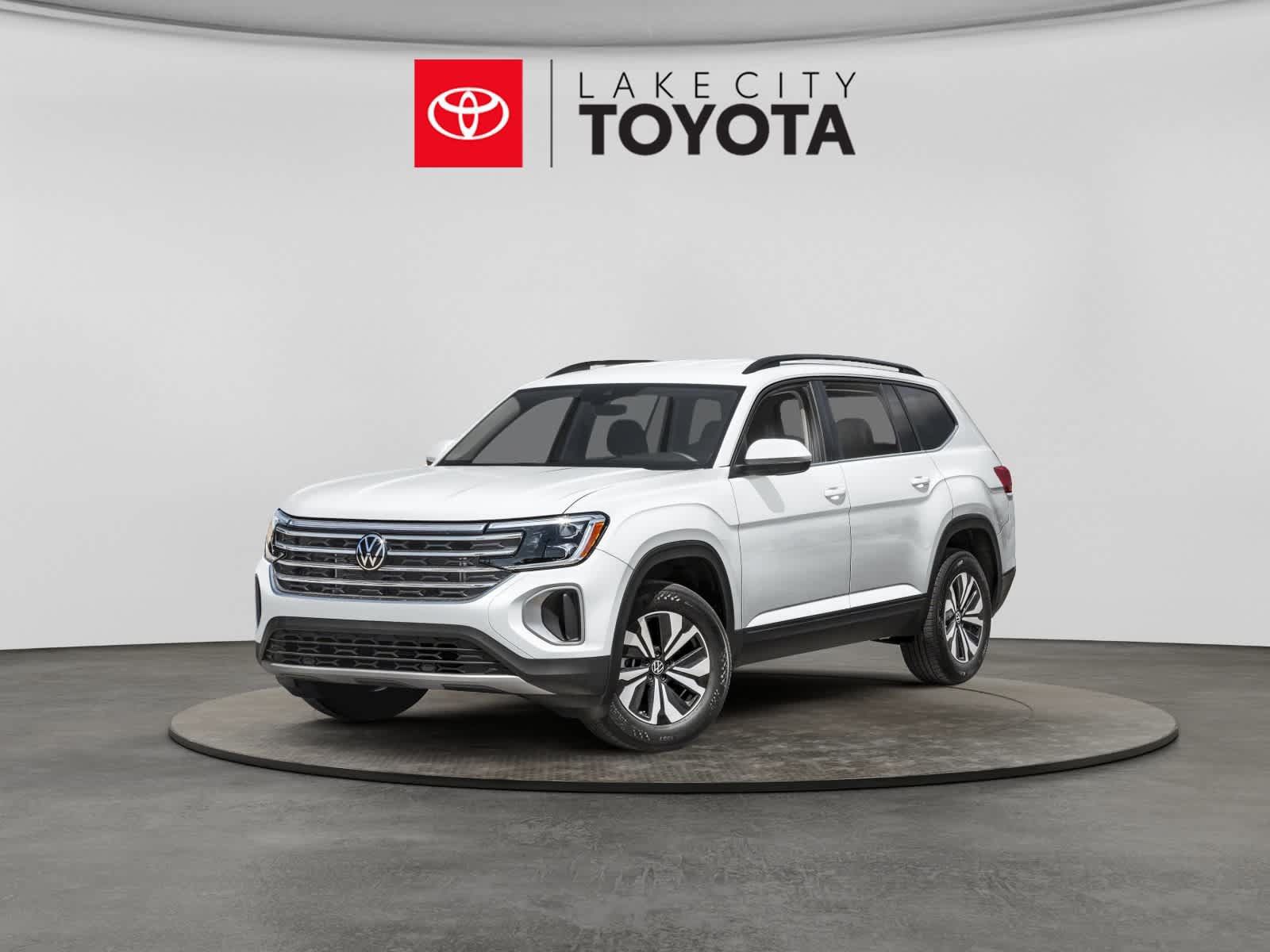 Used 2025 Volkswagen Atlas SE FWD image 1