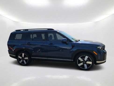 Used 2026 Hyundai Santa Fe Limited AWD/4WD image 4