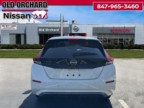 Used 2024 Nissan Leaf S image 5