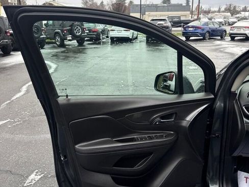 Used 2018 Buick Encore Sport Touring image 9