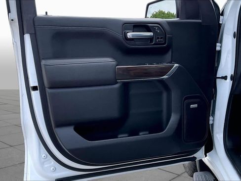 Used 2021 GMC Sierra 1500 SLT RWD image 22