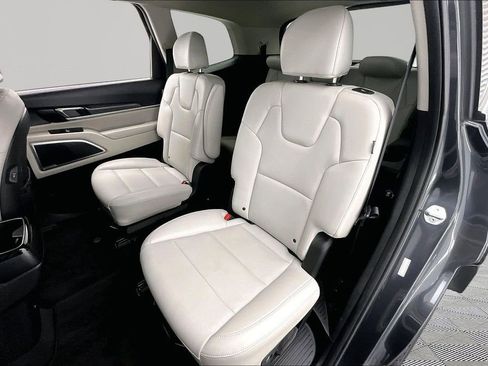 Used 2024 Kia Telluride S w/ S Sunroof Package image 26
