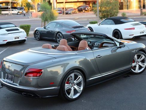 Used 2017 Bentley Continental GT V8 S image 19