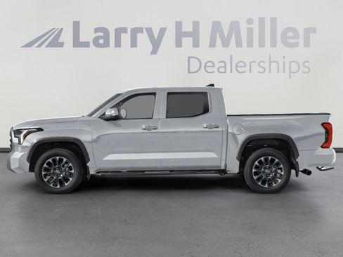 New 2026 Toyota Tundra Limited AWD/4WD image 3