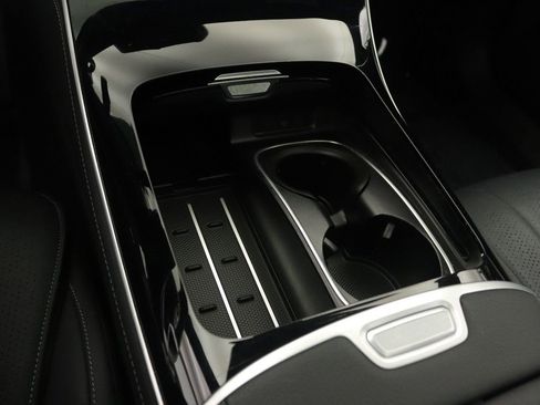 Certified 2022 Mercedes-Benz S 500 4MATIC image 18