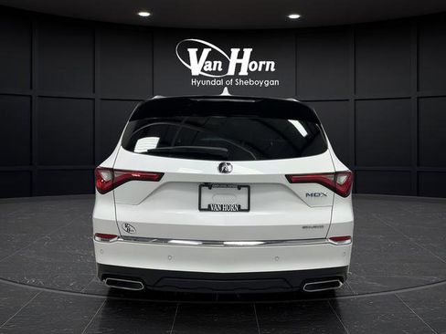 Used 2024 Acura MDX SH-AWD w/ Advance Package image 4