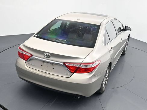Used 2017 Toyota Camry XLE w/ Moonroof Package FWD image 14