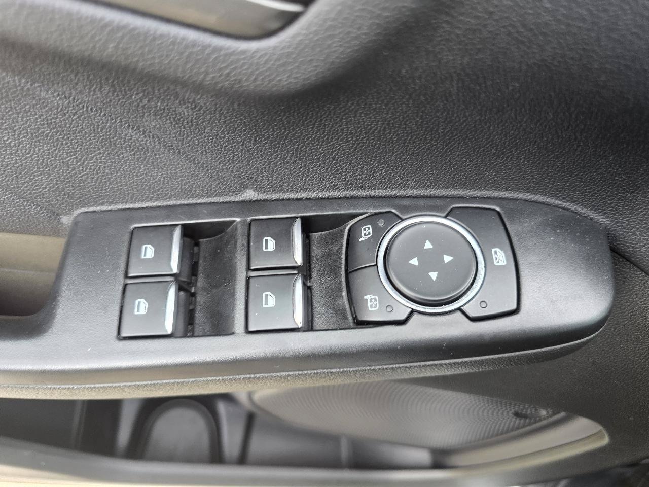 Used 2023 Ford Escape Active AWD/4WD image 18