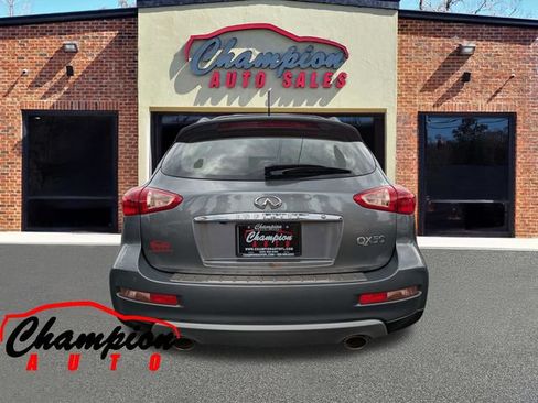 Used 2017 INFINITI QX50 AWD w/ Deluxe Touring Package image 5