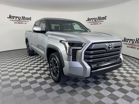 Used 2025 Toyota Tundra Limited image 7