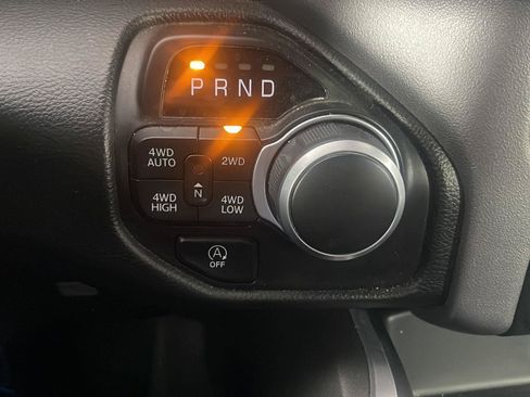 Used 2023 RAM 1500 Big Horn AWD/4WD image 17