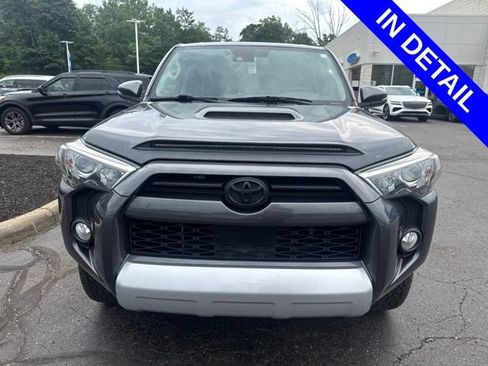 Used 2020 Toyota 4Runner TRD Off-Road Premium w/ Moonroof Package AWD/4WD image 2