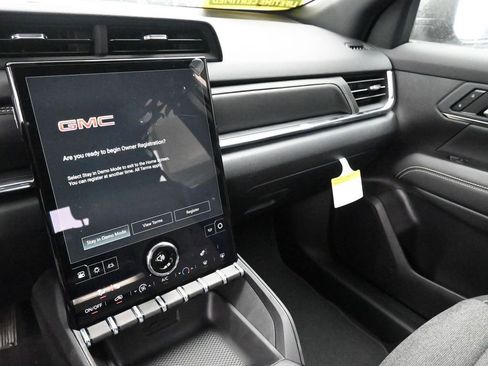 New 2026 GMC Terrain Elevation image 20