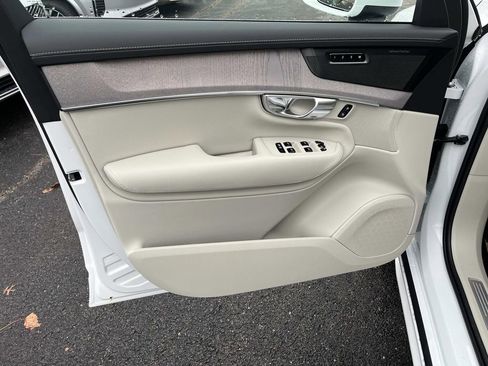 New 2026 Volvo XC90 T8 Ultra image 21