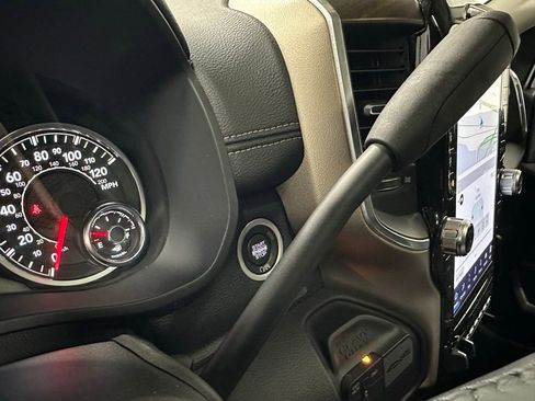 Used 2024 RAM 3500 Laramie image 22