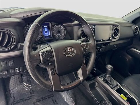 Certified 2022 Toyota Tacoma TRD Sport w/ TRD Premium Sport Package image 9