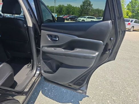 Used 2019 Nissan Murano SL w/ SL Technology Package FWD image 46