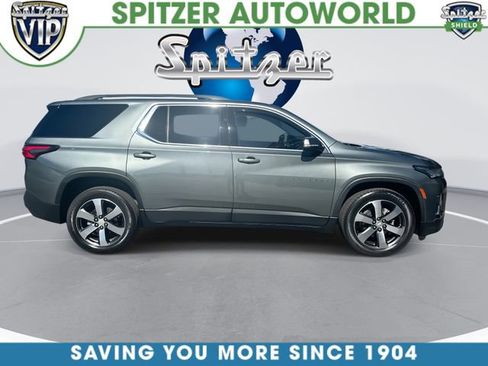 Used 2022 Chevrolet Traverse LT w/ LT Premium Package AWD/4WD image 10