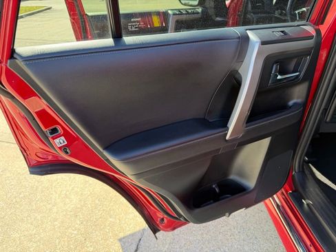 Used 2023 Toyota 4Runner Limited image 15