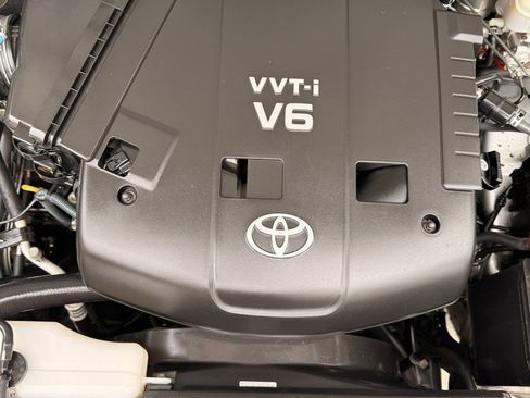 Used 2007 Toyota FJ Cruiser 4WD image 15