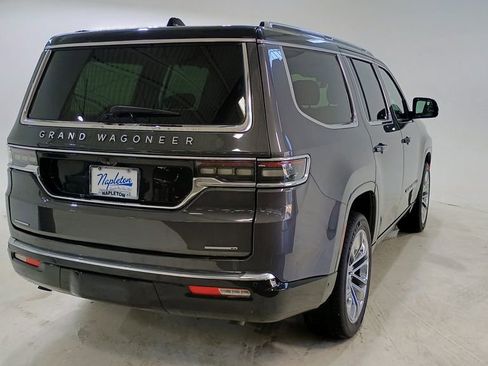 Used 2023 Jeep Grand Wagoneer Series II AWD/4WD image 6