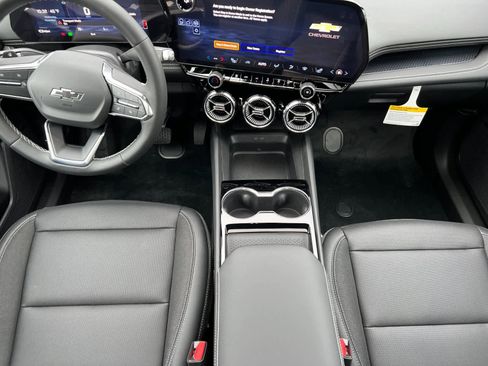 New 2026 Chevrolet Blazer EV LT image 3