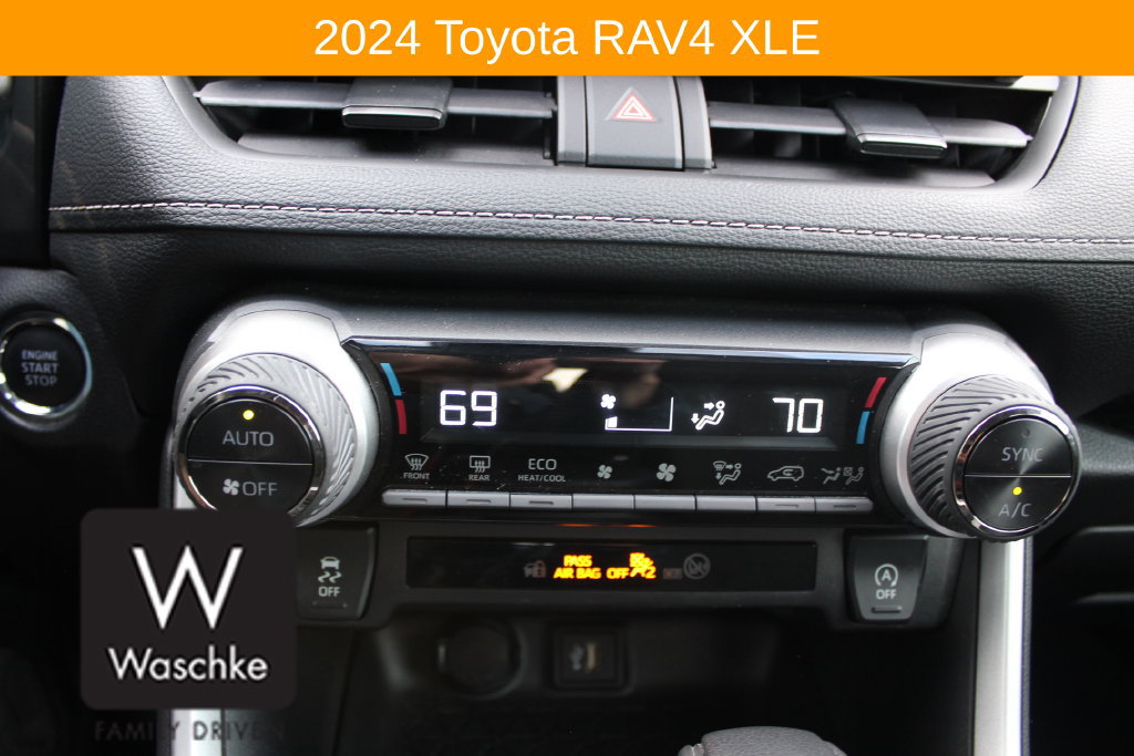 Used 2024 Toyota RAV4 XLE AWD/4WD image 28