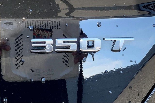 Used 2024 Cadillac CT4 Luxury w/ Cold Weather Package AWD/4WD image 7