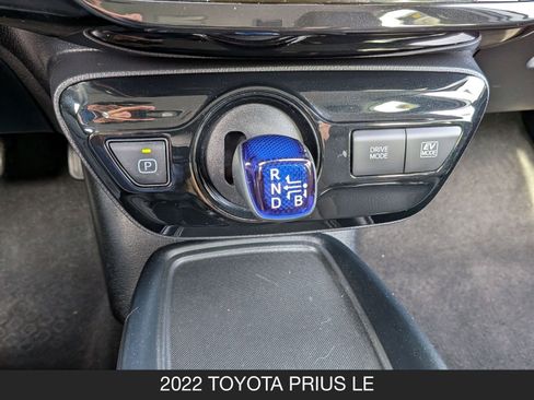 Used 2022 Toyota Prius LE image 17