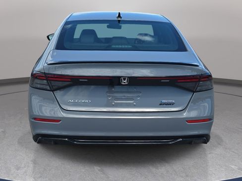 Used 2023 Honda Accord Sport image 6
