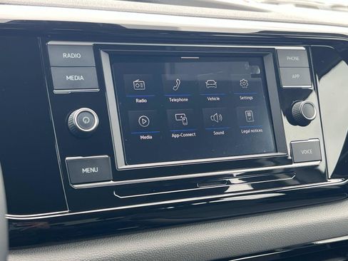 Certified 2023 Volkswagen Taos S FWD image 13