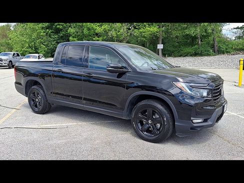 Used 2023 Honda Ridgeline Black Edition image 2