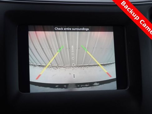 Used 2020 Jeep Cherokee Latitude Plus w/ Cold Weather Group image 24