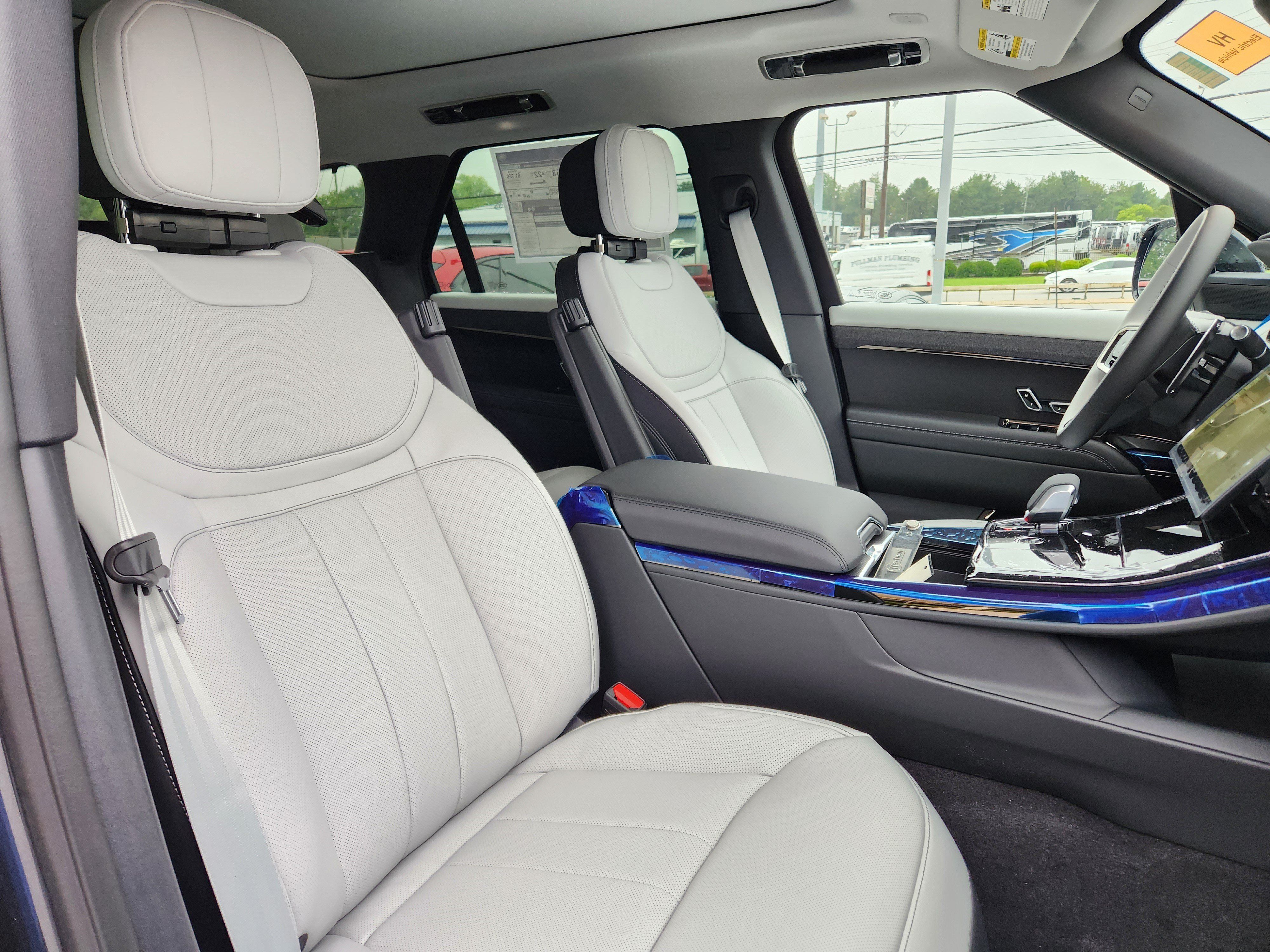 New 2027 Land Rover Range Rover Sport Battersea AWD/4WD image 12