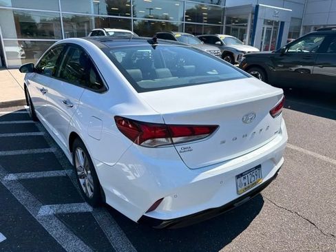 Used 2019 Hyundai Sonata Limited w/ Ultimate Package 04 FWD image 7