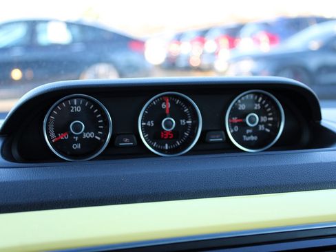 Used 2014 Volkswagen Beetle TDI image 18