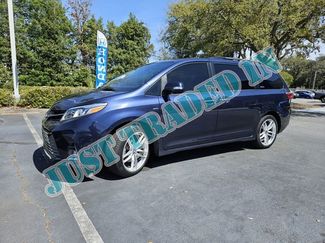 Used 2018 Toyota Sienna Limited Premium video 1
