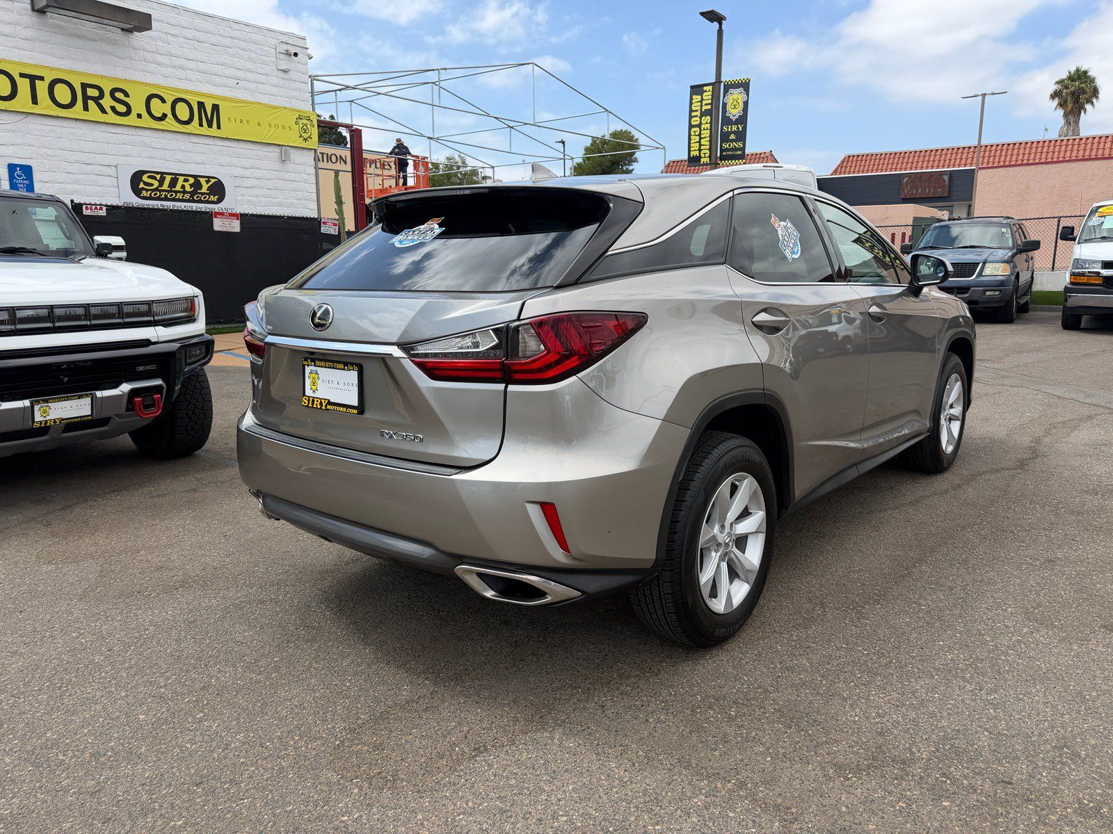 Used 2017 Lexus RX 350 FWD image 3