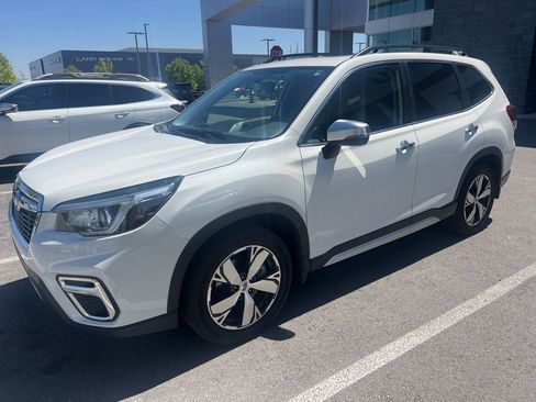 Used 2019 Subaru Forester Touring AWD/4WD image 31
