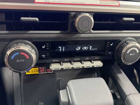 New 2026 Toyota 4Runner TRD Off-Road Premium AWD/4WD image 21