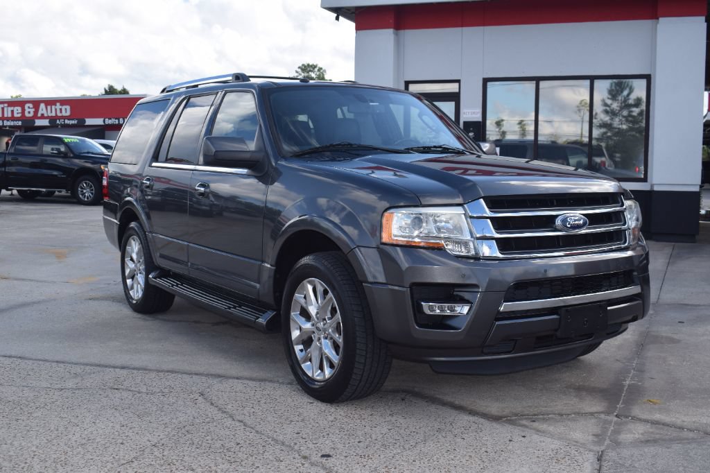 Used 2017 Ford Expedition Limited RWD image 2